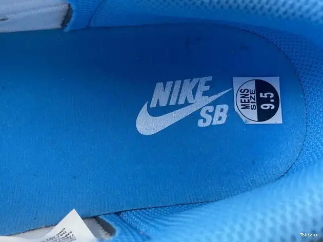 Rep TBK Jordan Air Low 1 x Nike UNC SB CJ7891-401 0513
